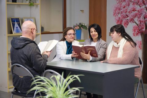 Πώς μπορεί κάποιος να επιβεβαιώσει πραγματικά ότι ο Παντοδύναμος Θεός είναι ο Ιησούς που έχει επιστρέψει;