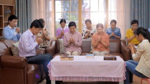 Πώς μπορεί να αποκτήσει κανείς το έργο του Αγίου Πνεύματος;