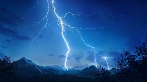 Το να ορίσει κανείς τον μοναδικό αληθινό Θεό ως τον τριμερή Θεό είναι να βλασφημεί τον Θεό, είναι η πιο παράλογη πλάνη