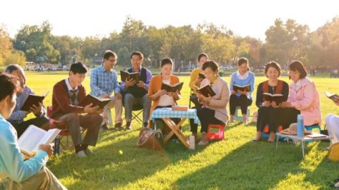 Ποιο είναι το έργο του Αγίου Πνεύματος; Ποιες είναι οι εκδηλώσεις του έργου του Αγίου Πνεύματος;