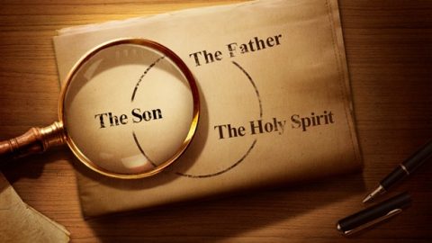 Κατά πόσον ο αληθινός Θεός που δημιούργησε τον ουρανό και τη γη και όλα τα πράγματα είναι ένας ή τρεις