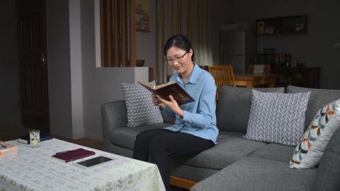 Τα λόγια του Θεού με έβγαλαν από την τραγωδία του γάμου